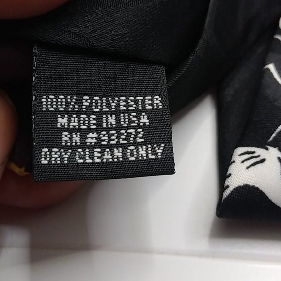 DISNEY MICKEY MOUSE TIE - Picture 6 of 6